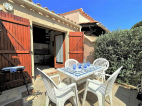 Studio mezzanine climatisé avec piscine, terrasse, parking privé et proche plage - Gruissan - FR-1-229-861